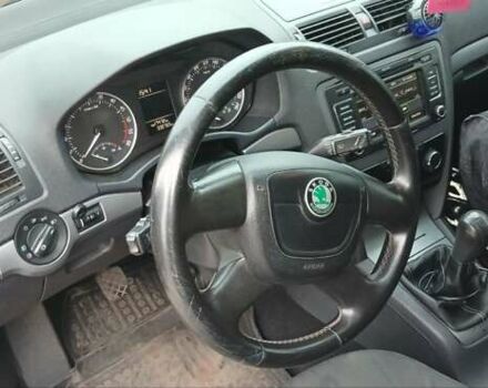 Черный Шкода Октавия, объемом двигателя 1.6 л и пробегом 330 тыс. км за 7800 $, фото 19 на Automoto.ua