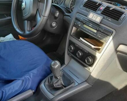 Черный Шкода Октавия, объемом двигателя 1.6 л и пробегом 240 тыс. км за 8000 $, фото 1 на Automoto.ua