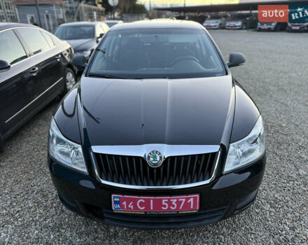 Шкода Октавія 2011 у Калуше на Automoto.ua Чорний Шкода Октавія, об'ємом двигуна 1.6 л та пробігом 300 тис. км за 7250 $, фото 2 на Automoto.ua