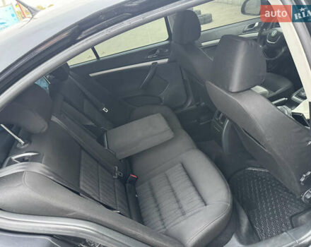 Черный Шкода Октавия, объемом двигателя 1.8 л и пробегом 170 тыс. км за 7900 $, фото 26 на Automoto.ua