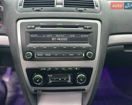 Черный Шкода Октавия, объемом двигателя 1.6 л и пробегом 310 тыс. км за 7500 $, фото 11 на Automoto.ua