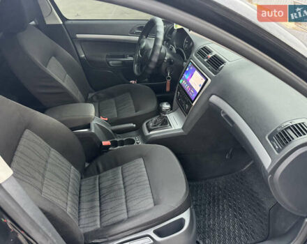 Черный Шкода Октавия, объемом двигателя 1.8 л и пробегом 170 тыс. км за 7900 $, фото 25 на Automoto.ua