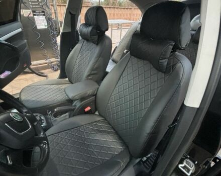 Черный Шкода Октавия, объемом двигателя 2 л и пробегом 260 тыс. км за 8800 $, фото 10 на Automoto.ua