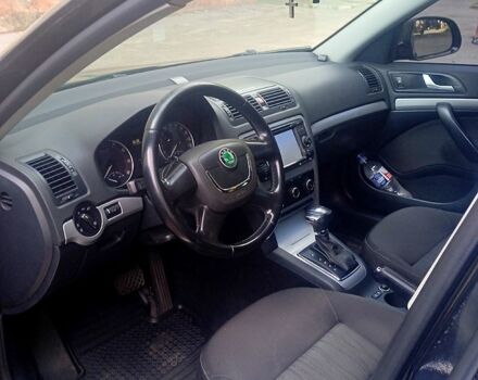 Черный Шкода Октавия, объемом двигателя 1.8 л и пробегом 145 тыс. км за 8200 $, фото 8 на Automoto.ua