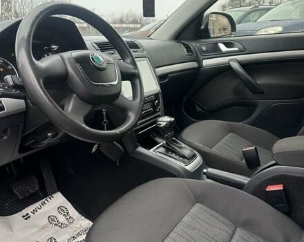 Черный Шкода Октавия, объемом двигателя 1.8 л и пробегом 178 тыс. км за 7700 $, фото 8 на Automoto.ua