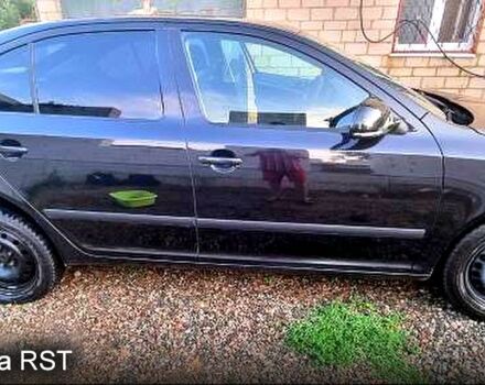 Черный Шкода Октавия, объемом двигателя 1.2 л и пробегом 198 тыс. км за 6500 $, фото 1 на Automoto.ua