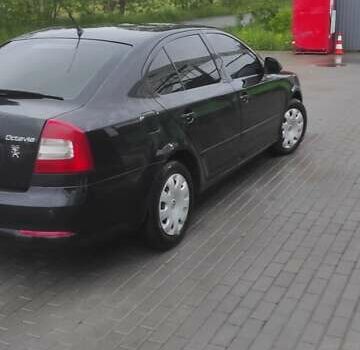 Шкода Октавия 2011 в Ужгороде на Automoto.ua Черный Шкода Октавия, объемом двигателя 1.6 л и пробегом 270 тыс. км за 7200 $, фото 12 на Automoto.ua