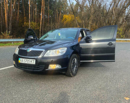 Черный Шкода Октавия, объемом двигателя 1.8 л и пробегом 179 тыс. км за 6428 $, фото 3 на Automoto.ua