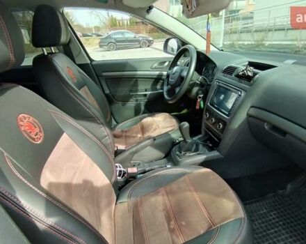 Черный Шкода Октавия, объемом двигателя 1.4 л и пробегом 147 тыс. км за 7800 $, фото 5 на Automoto.ua
