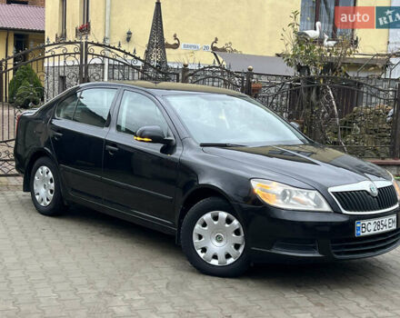 Черный Шкода Октавия, объемом двигателя 1.6 л и пробегом 216 тыс. км за 7300 $, фото 6 на Automoto.ua