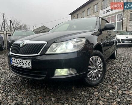 Черный Шкода Октавия, объемом двигателя 1.8 л и пробегом 178 тыс. км за 7700 $, фото 1 на Automoto.ua