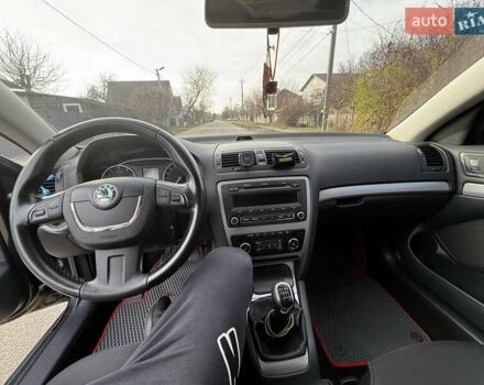 Чорний Шкода Октавія, об'ємом двигуна 1.8 л та пробігом 210 тис. км за 7800 $, фото 12 на Automoto.ua