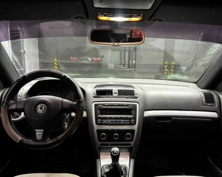 Черный Шкода Октавия, объемом двигателя 1.9 л и пробегом 293 тыс. км за 6800 $, фото 12 на Automoto.ua