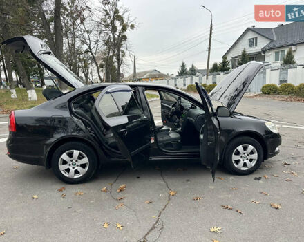 Черный Шкода Октавия, объемом двигателя 1.6 л и пробегом 175 тыс. км за 8300 $, фото 50 на Automoto.ua