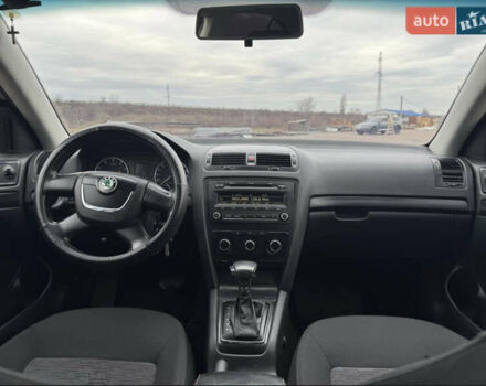 Чорний Шкода Октавія, об'ємом двигуна 1.8 л та пробігом 220 тис. км за 5900 $, фото 6 на Automoto.ua