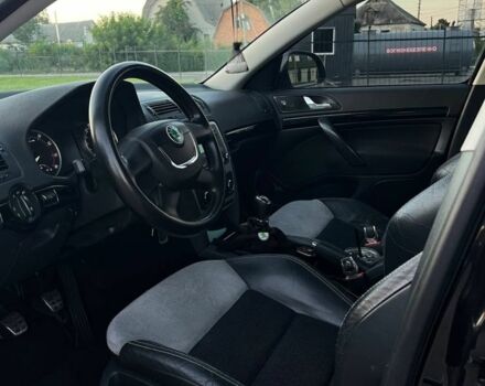 Черный Шкода Октавия, объемом двигателя 1.8 л и пробегом 266 тыс. км за 7500 $, фото 6 на Automoto.ua