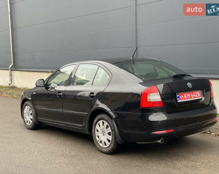 Чорний Шкода Октавія, об'ємом двигуна 1.6 л та пробігом 183 тис. км за 7999 $, фото 5 на Automoto.ua