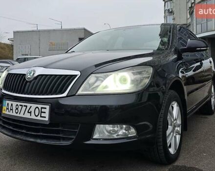 Чорний Шкода Октавія, об'ємом двигуна 2 л та пробігом 240 тис. км за 10900 $, фото 21 на Automoto.ua