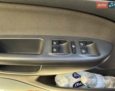 Шкода Октавія 2012 у Одесі на Automoto.ua Чорний Шкода Октавія, об'ємом двигуна 1.97 л та пробігом 41 тис. км за 16200 $, фото 35 на Automoto.ua