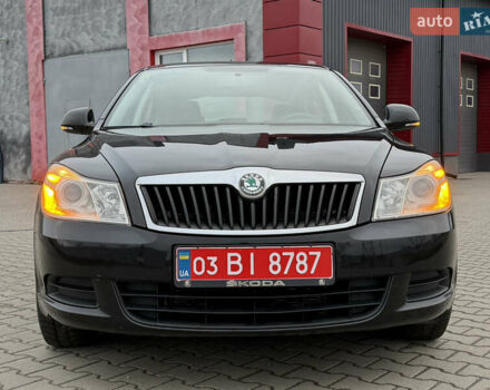 Черный Шкода Октавия, объемом двигателя 1.6 л и пробегом 188 тыс. км за 7999 $, фото 10 на Automoto.ua