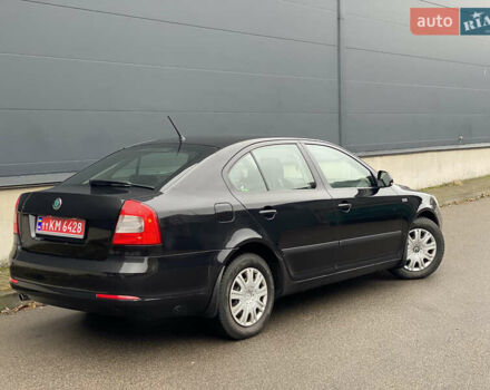 Чорний Шкода Октавія, об'ємом двигуна 1.6 л та пробігом 183 тис. км за 7999 $, фото 17 на Automoto.ua