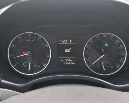 Черный Шкода Октавия, объемом двигателя 1.8 л и пробегом 236 тыс. км за 9000 $, фото 13 на Automoto.ua