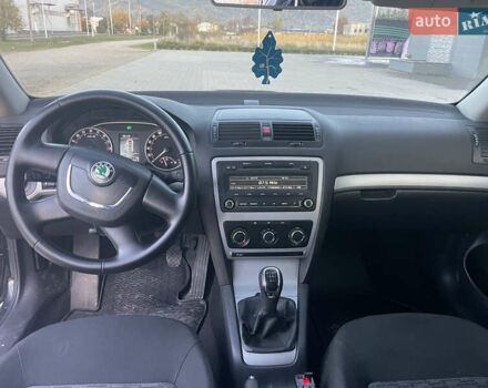 Чорний Шкода Октавія, об'ємом двигуна 1.98 л та пробігом 224 тис. км за 7800 $, фото 12 на Automoto.ua