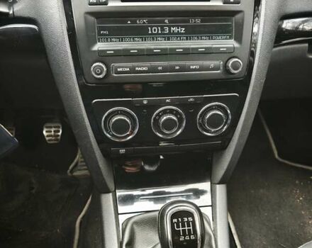 Черный Шкода Октавия, объемом двигателя 1.8 л и пробегом 156 тыс. км за 8500 $, фото 11 на Automoto.ua