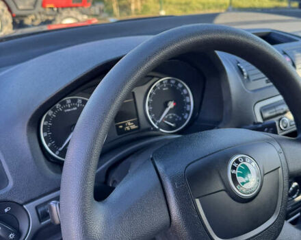 Черный Шкода Октавия, объемом двигателя 1.6 л и пробегом 176 тыс. км за 9300 $, фото 13 на Automoto.ua