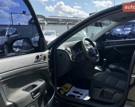 Черный Шкода Октавия, объемом двигателя 1.6 л и пробегом 192 тыс. км за 7990 $, фото 8 на Automoto.ua