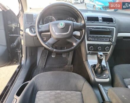 Чорний Шкода Октавія, об'ємом двигуна 1.8 л та пробігом 247 тис. км за 7350 $, фото 3 на Automoto.ua