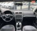 Черный Шкода Октавия, объемом двигателя 1.8 л и пробегом 159 тыс. км за 7990 $, фото 12 на Automoto.ua