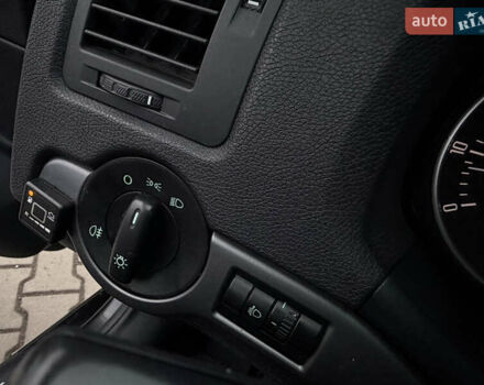 Черный Шкода Октавия, объемом двигателя 1.6 л и пробегом 188 тыс. км за 7999 $, фото 32 на Automoto.ua