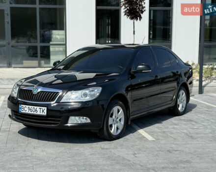 Черный Шкода Октавия, объемом двигателя 1.8 л и пробегом 230 тыс. км за 8200 $, фото 2 на Automoto.ua