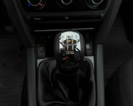 Черный Шкода Октавия, объемом двигателя 1.6 л и пробегом 188 тыс. км за 7999 $, фото 39 на Automoto.ua