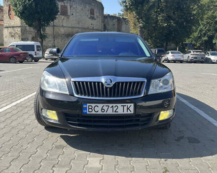 Шкода Октавия 2012 в Бережанах на Automoto.ua Черный Шкода Октавия, объемом двигателя 1.6 л и пробегом 308 тыс. км за 9200 $, фото 7 на Automoto.ua
