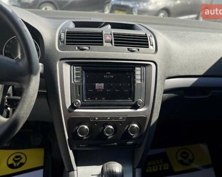 Черный Шкода Октавия, объемом двигателя 1.6 л и пробегом 192 тыс. км за 7990 $, фото 18 на Automoto.ua