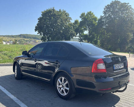 Шкода Октавия 2012 в Бережанах на Automoto.ua Черный Шкода Октавия, объемом двигателя 1.6 л и пробегом 308 тыс. км за 9200 $, фото 4 на Automoto.ua