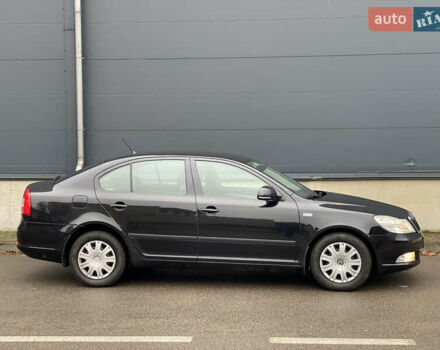 Чорний Шкода Октавія, об'ємом двигуна 1.6 л та пробігом 183 тис. км за 7999 $, фото 15 на Automoto.ua