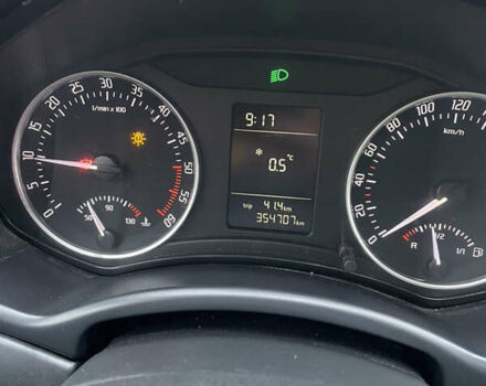 Чорний Шкода Октавія, об'ємом двигуна 1.6 л та пробігом 354 тис. км за 6800 $, фото 2 на Automoto.ua