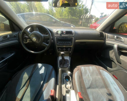Чорний Шкода Октавія, об'ємом двигуна 1.6 л та пробігом 240 тис. км за 5700 $, фото 16 на Automoto.ua