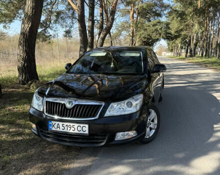Черный Шкода Октавия, объемом двигателя 1.6 л и пробегом 294 тыс. км за 8950 $, фото 1 на Automoto.ua