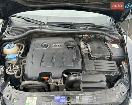 Шкода Октавия 2012 в Львове на Automoto.ua Черный Шкода Октавия, объемом двигателя 1.6 л и пробегом 283 тыс. км за 8300 $, фото 14 на Automoto.ua