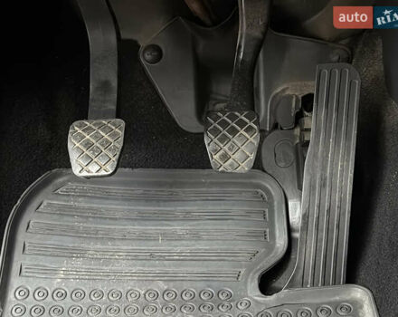 Черный Шкода Октавия, объемом двигателя 1.6 л и пробегом 188 тыс. км за 7999 $, фото 40 на Automoto.ua