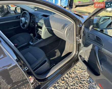 Черный Шкода Октавия, объемом двигателя 1.6 л и пробегом 176 тыс. км за 9000 $, фото 6 на Automoto.ua