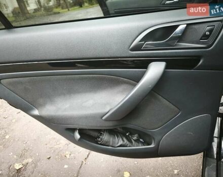 Черный Шкода Октавия, объемом двигателя 1.8 л и пробегом 156 тыс. км за 8500 $, фото 4 на Automoto.ua