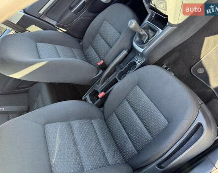 Черный Шкода Октавия, объемом двигателя 1.6 л и пробегом 176 тыс. км за 9000 $, фото 7 на Automoto.ua