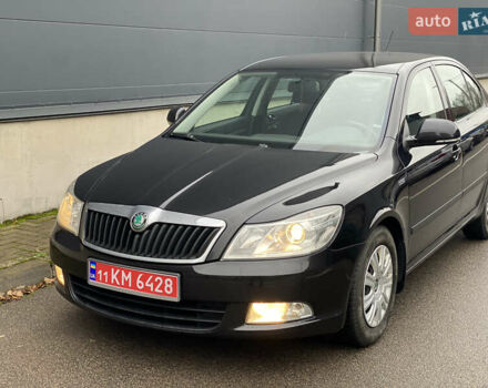 Чорний Шкода Октавія, об'ємом двигуна 1.6 л та пробігом 183 тис. км за 7999 $, фото 8 на Automoto.ua