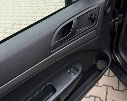 Черный Шкода Октавия, объемом двигателя 1.6 л и пробегом 188 тыс. км за 7999 $, фото 20 на Automoto.ua