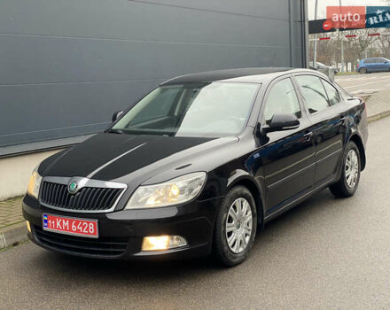 Чорний Шкода Октавія, об'ємом двигуна 1.6 л та пробігом 183 тис. км за 7999 $, фото 23 на Automoto.ua